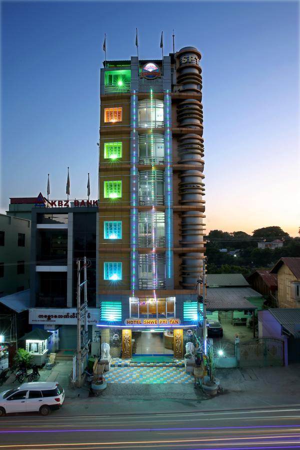 Hotel Shwe Pyi Tan Mandalay Exteriér fotografie