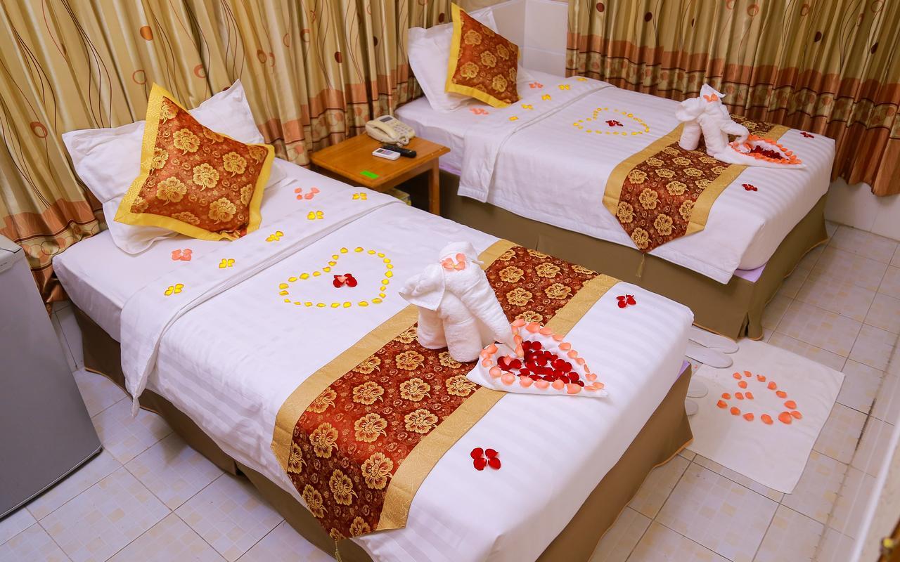 Hotel Shwe Pyi Tan Mandalay Exteriér fotografie