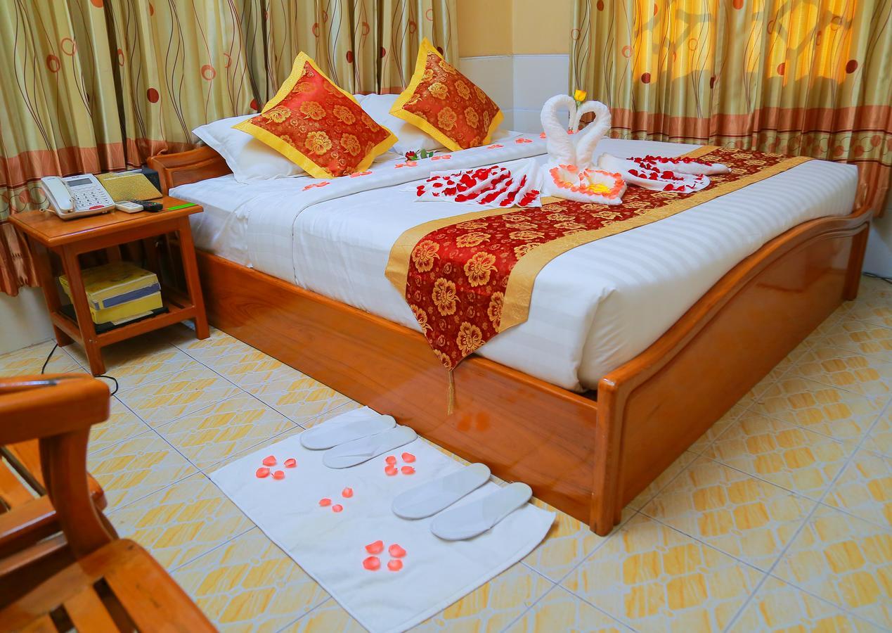 Hotel Shwe Pyi Tan Mandalay Exteriér fotografie
