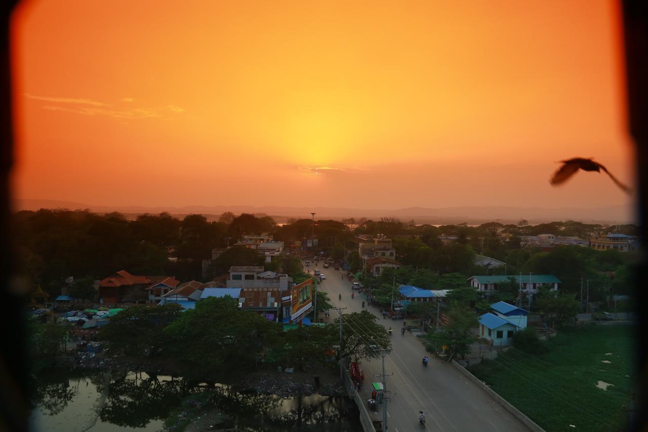 Hotel Shwe Pyi Tan Mandalay Exteriér fotografie