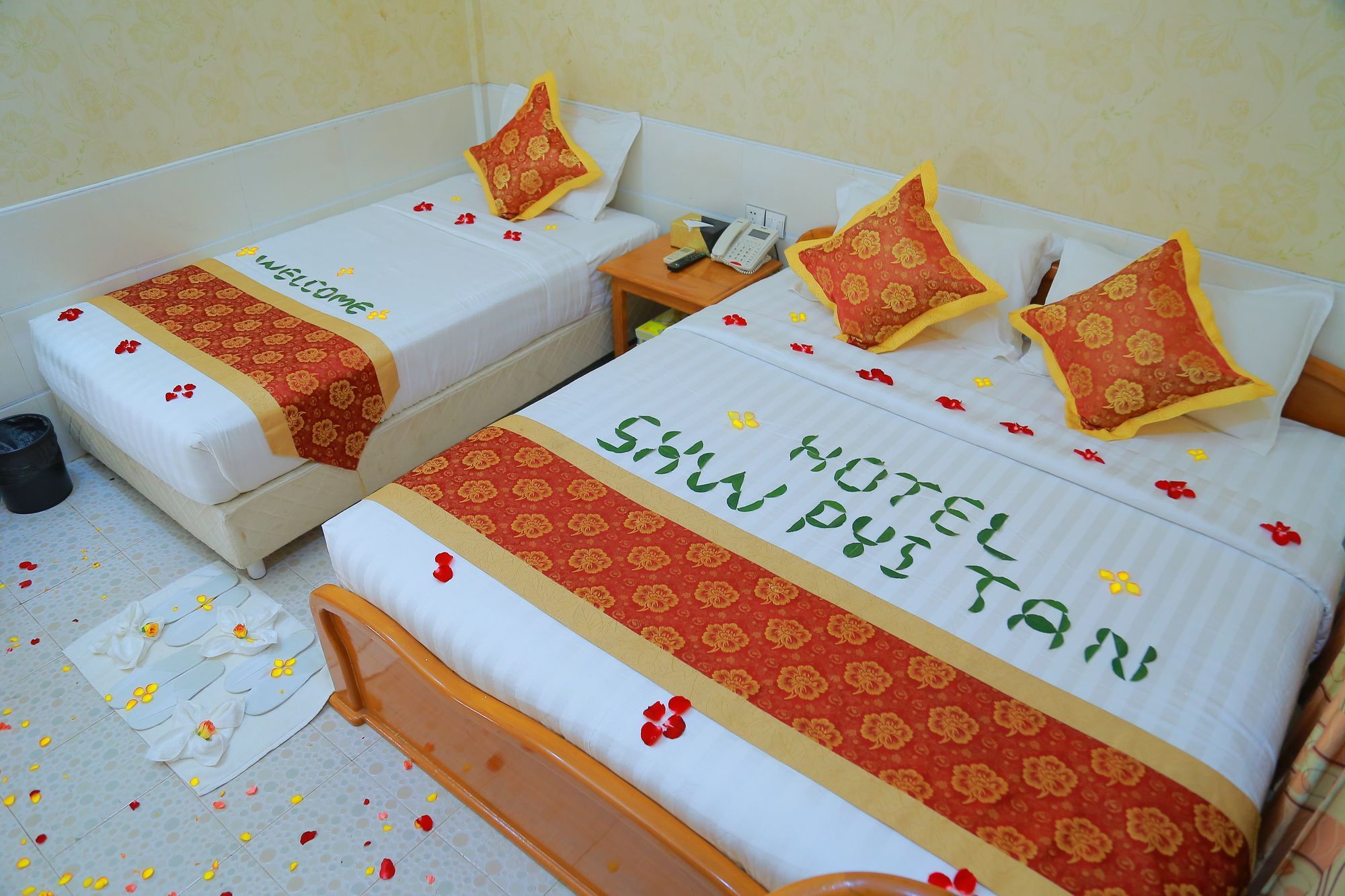 Hotel Shwe Pyi Tan Mandalay Exteriér fotografie
